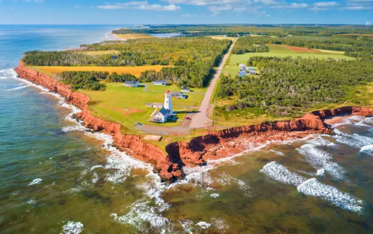 lighthouse prince edward island 