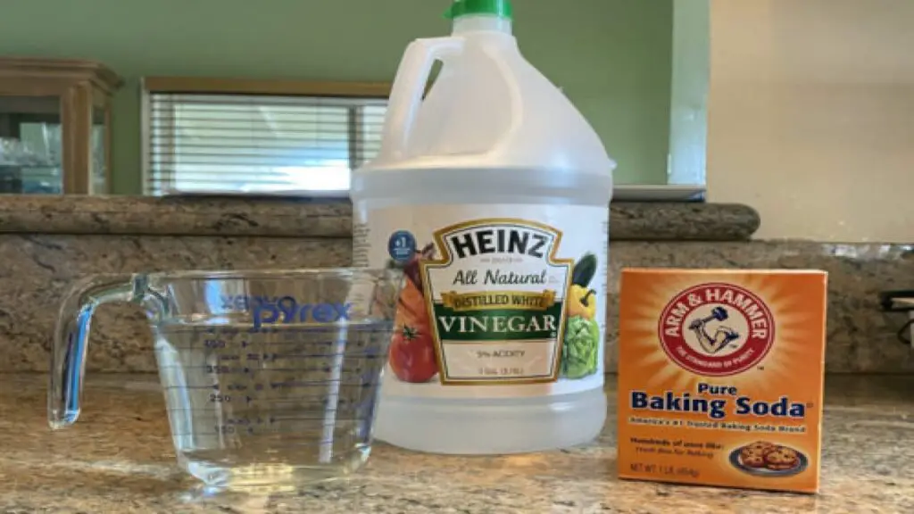 How To Use Baking Soda & Vinegar To Bust Through Any Clogged Drain in The Kitchen, Bathroom or